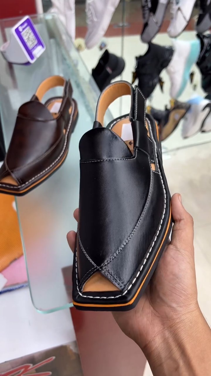 Classic Stitch Leather Sandals